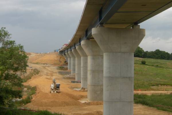 Sur la LGV Bretagne-Pays de la Loire, les équipes ont assuré les missions d’Assistance Foncière et de Topographie.