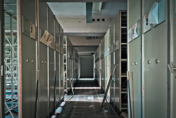 GEOFIT assure la gestion des archives GRTgaz depuis plus de dix ans, en structurant et fiabilisant les données techniques via des solutions GED connectées aux systèmes clés comme le SIG, la GMAO et le PLM.